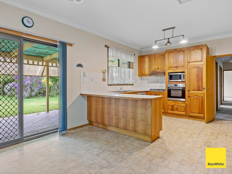 Photo - 36 Crusoe Road, Kangaroo Flat VIC 3555 - Image 2