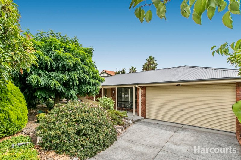 36 Crystal Brook Court, Narre Warren South VIC 3805