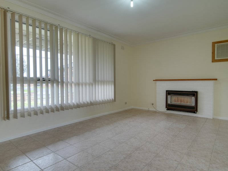 Photo - 36 Dalgety Street, Dandenong VIC 3175 - Image 4