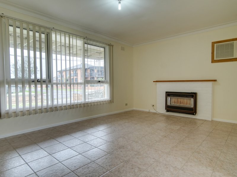 Photo - 36 Dalgety Street, Dandenong VIC 3175 - Image 6