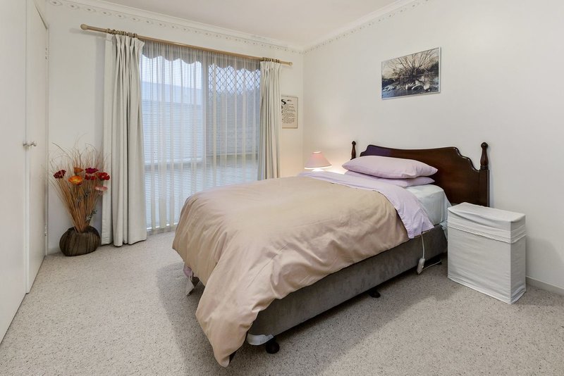 Photo - 36 Dava Drive, Mornington VIC 3931 - Image 10