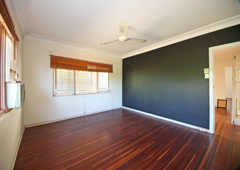 Photo - 36 Deans Street, Clontarf QLD 4019 - Image 5