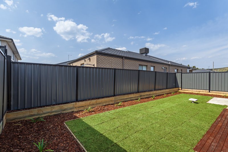 Photo - 36 Deerbrook Circuit, Wollert VIC 3750 - Image 3