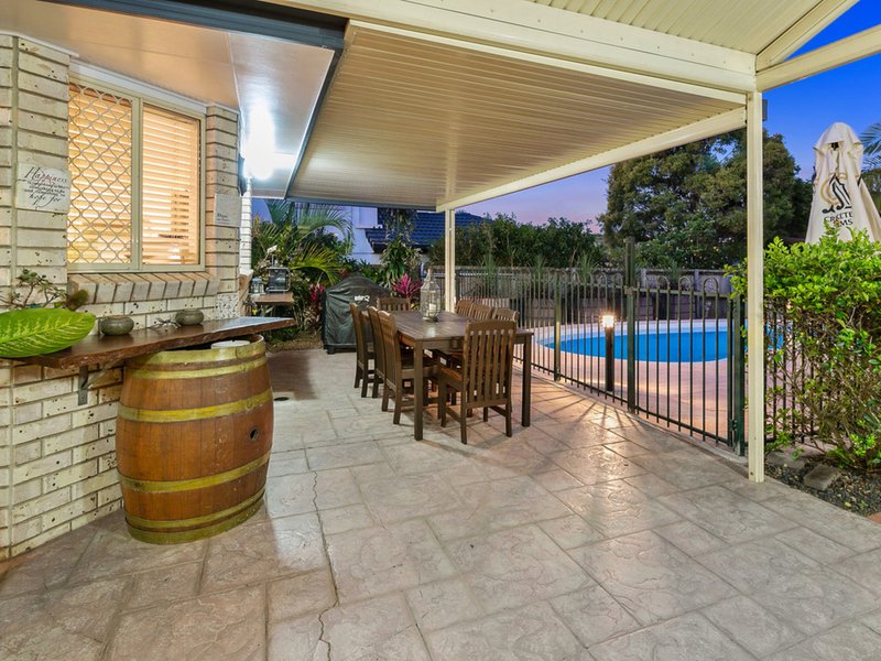 Photo - 36 Delaney Circuit, Carindale QLD 4152 - Image 18