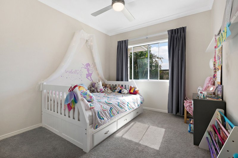 Photo - 36 Dent Crescent, Burpengary East QLD 4505 - Image 10