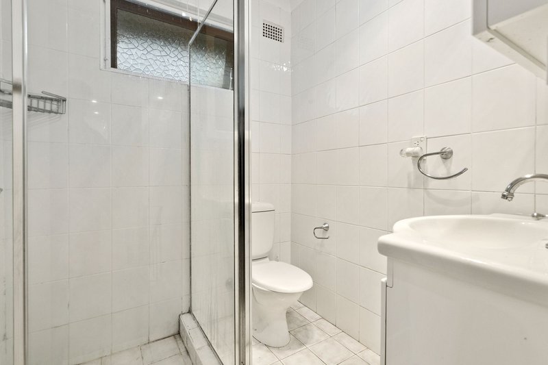 Photo - 3/6 Derwent Street, South Hurstville NSW 2221 - Image 5