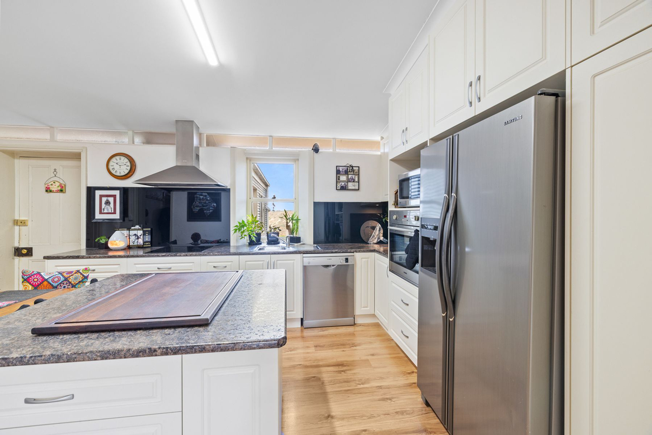 7-bedroom house at 36 Dicksons Road, Pentland Hills, VIC 3341, Moorabool, Victoria