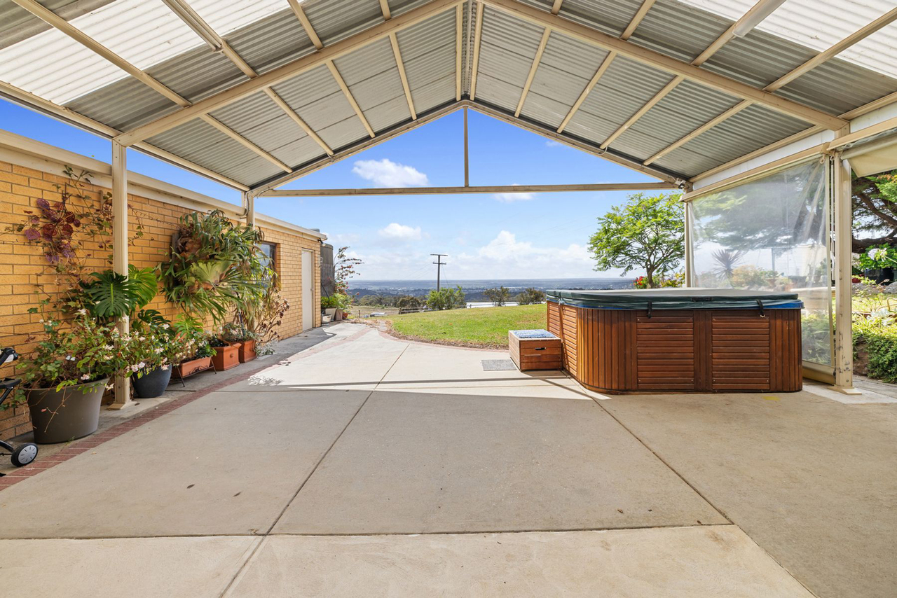 7-bedroom house at 36 Dicksons Road, Pentland Hills, VIC 3341, Moorabool, Victoria