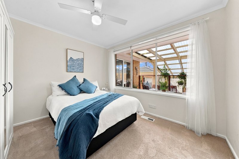 Photo - 36 Dixon Drive, Holder ACT 2611 - Image 9