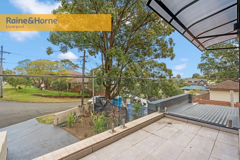 Photo - 36 Donington Avenue, Georges Hall NSW 2198 - Image 10