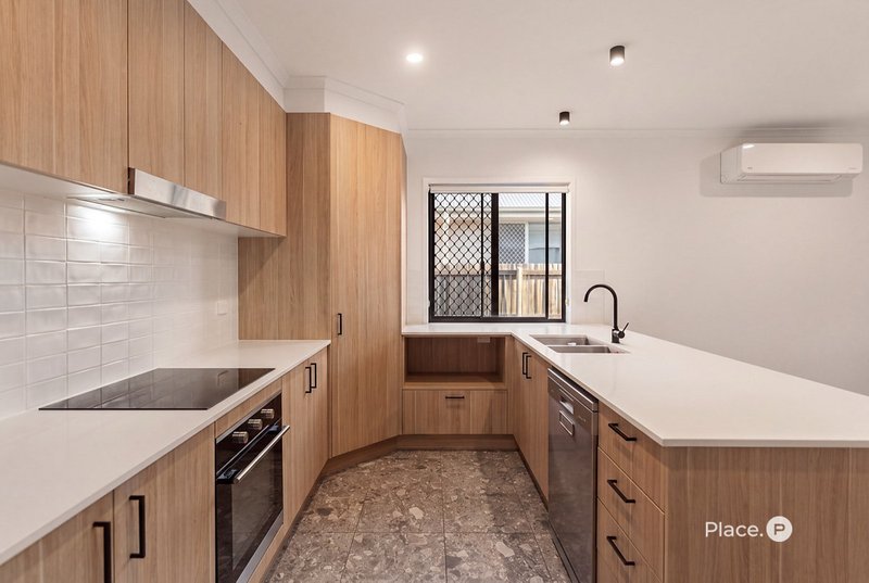 Photo - 36 Dugong Crescent, Deception Bay QLD 4508 - Image 5