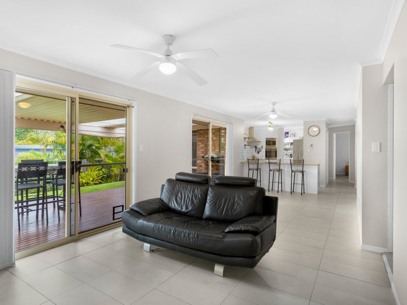 Photo - 36 Dulhunty Way, Tallai QLD 4213 - Image 7