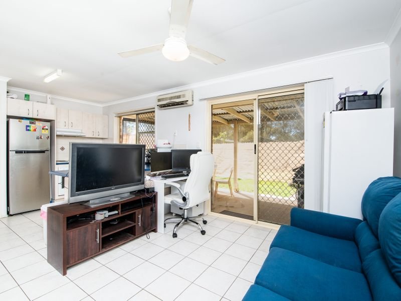 Photo - 36 Dundee Street, Bray Park QLD 4500 - Image 4