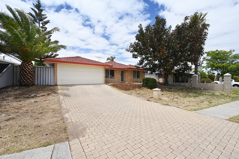 Photo - 36 Dunmore Circuit, Merriwa WA 6030 - Image 2