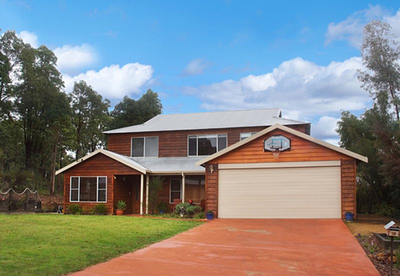 36 Dunnet Rd , Nannup WA 6275