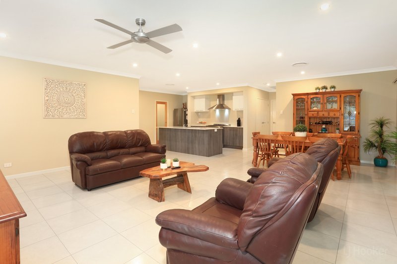 Photo - 36 Eastern Court, Helensvale QLD 4212 - Image 7