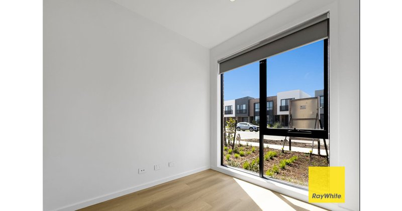 Photo - 36 Elmhurst Avenue, Aintree VIC 3336 - Image 3
