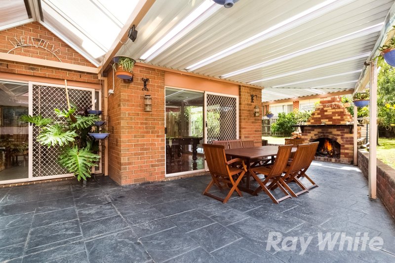 Photo - 36 Elmwood Crescent, Glen Waverley VIC 3150 - Image 10