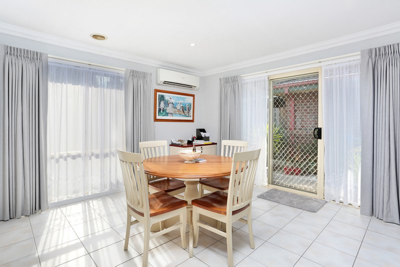 Photo - 3/6 Fay Court, Croydon VIC 3136 - Image 5