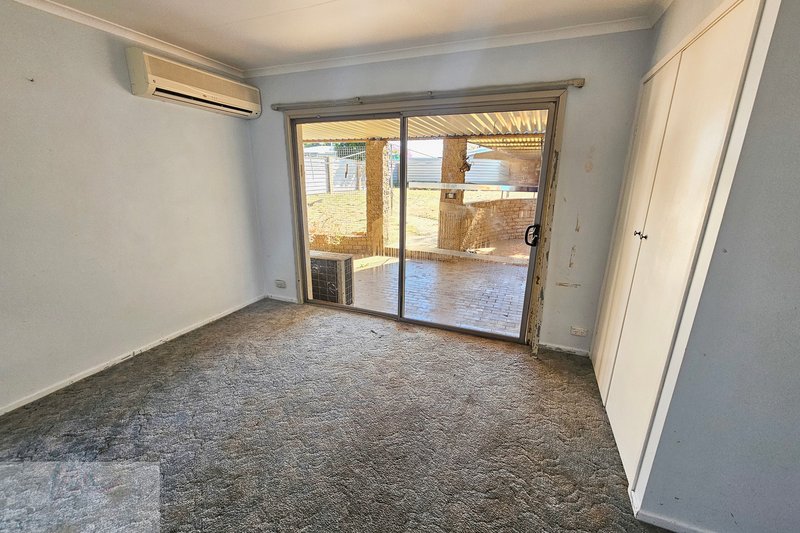 Photo - 36 Fisher Drive, Mount Isa QLD 4825 - Image 6