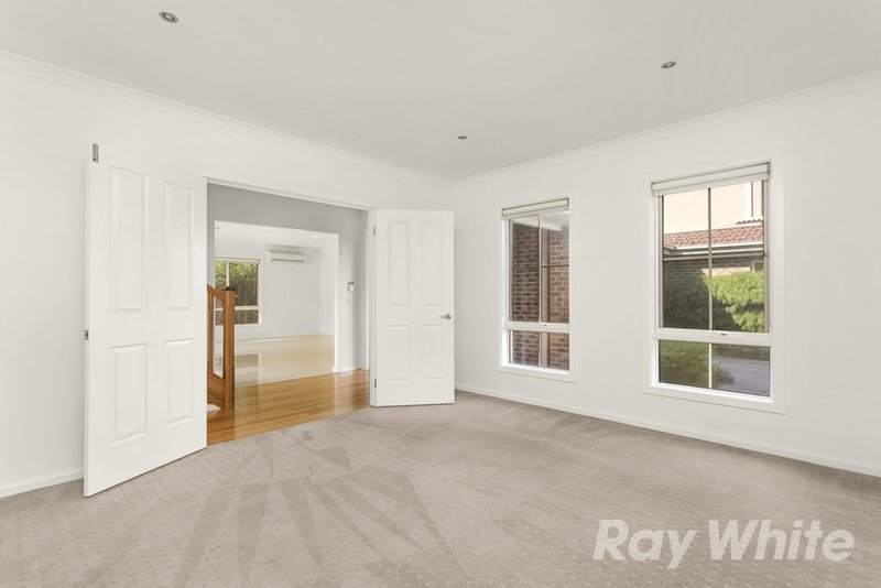 Photo - 3/6 Forest Court, Glen Waverley VIC 3150 - Image 6