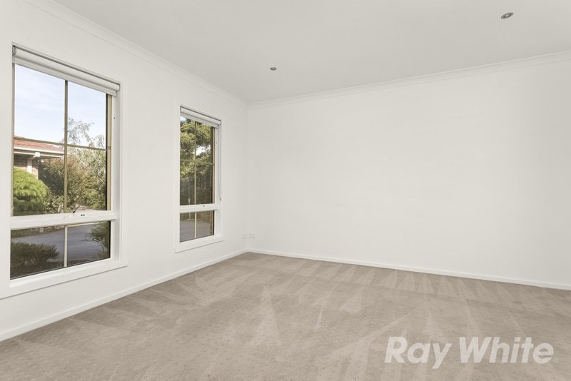 Photo - 3/6 Forest Court, Glen Waverley VIC 3150 - Image 8