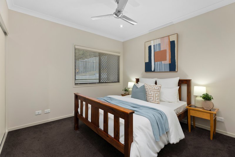 Photo - 36 Fortrose Place, Ferny Grove QLD 4055 - Image 20