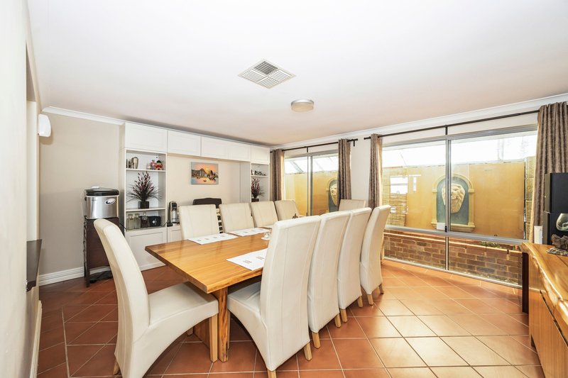 Photo - 36 Fowey Loop, Mindarie WA 6030 - Image 5