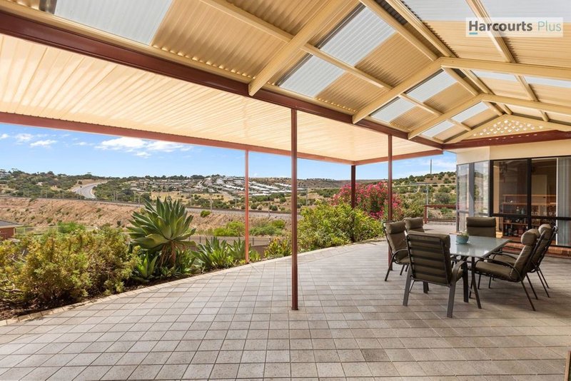 Photo - 36 Freebairn Drive, Hallett Cove SA 5158 - Image 4