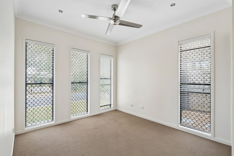 Photo - 36 Geranium Drive, Springfield Lakes QLD 4300 - Image 7