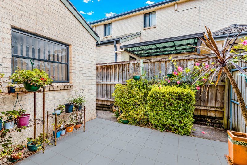 Photo - 3/6 Glen Street, Galston NSW 2159 - Image 5