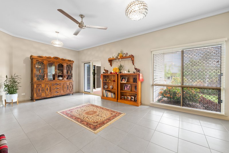 Photo - 36 Gloucester Street, Whitfield QLD 4870 - Image 7