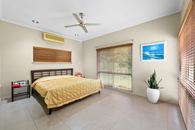 Photo - 36 Gloucester Street, Whitfield QLD 4870 - Image 9