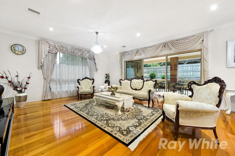 Photo - 36 Golden Grove, Glen Waverley VIC 3150 - Image 4