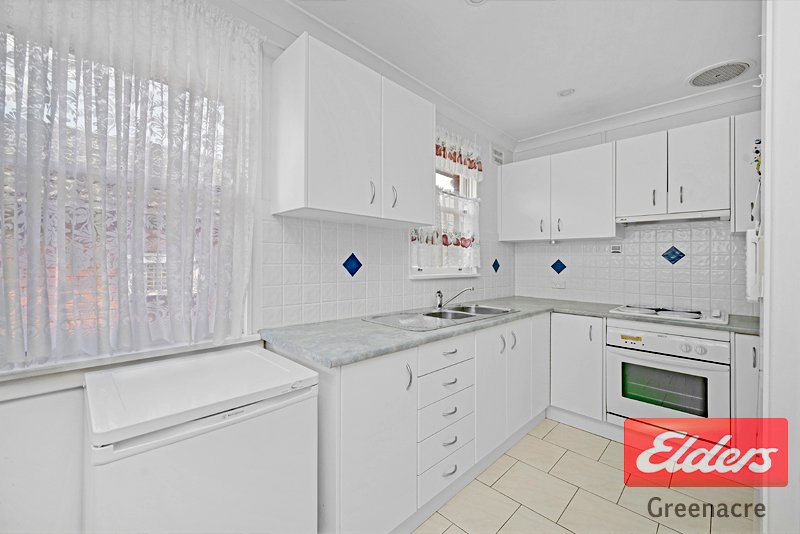 Photo - 36 Gosling Street, Greenacre NSW 2190 - Image 3