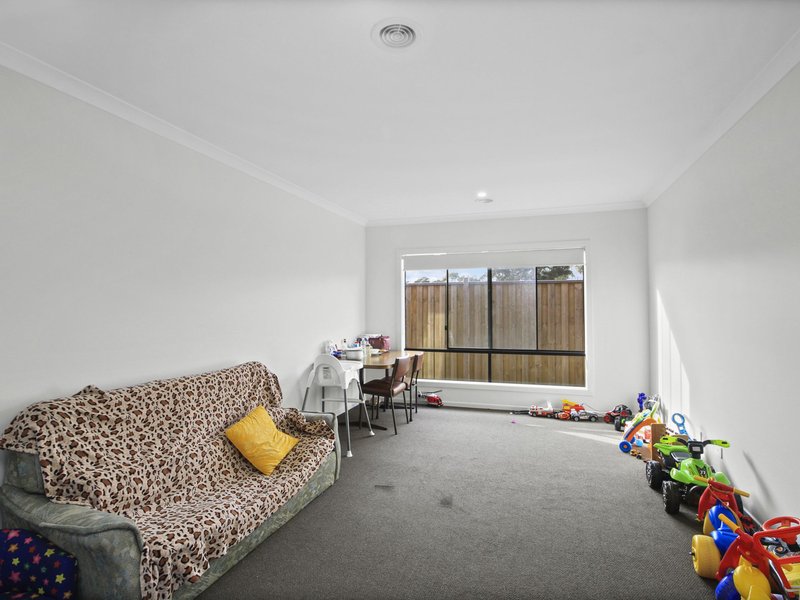 Photo - 36 Grassbird Street, Bairnsdale VIC 3875 - Image 6