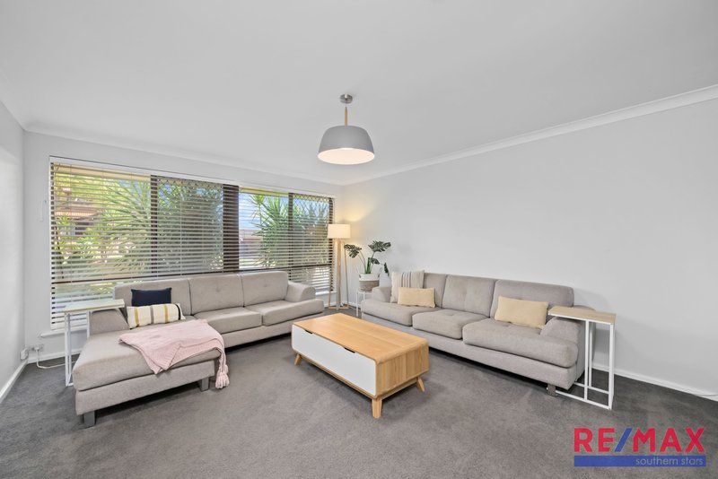 Photo - 36 Grenfell Way, Leeming WA 6149 - Image 14