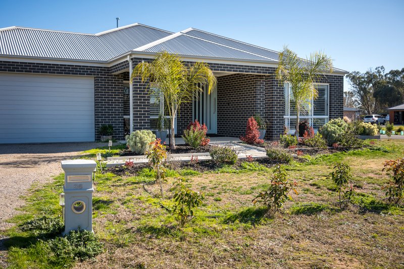 36 Hall Drive, Benalla VIC 3672