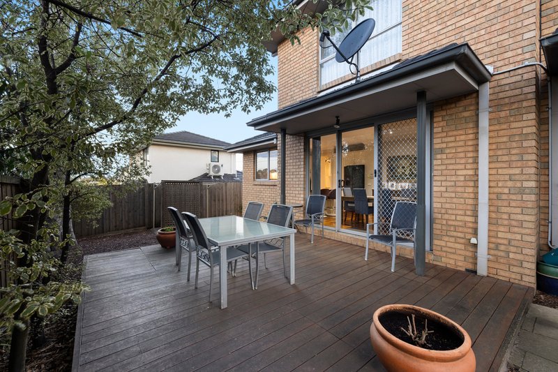 Photo - 3/6 Harry Court, Mount Waverley VIC 3149 - Image 7