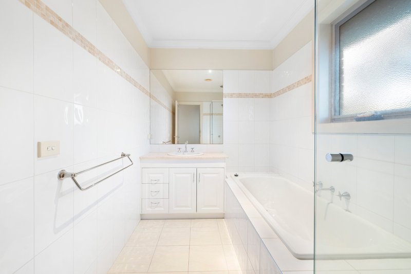 Photo - 3/6 Harry Court, Mount Waverley VIC 3149 - Image 8