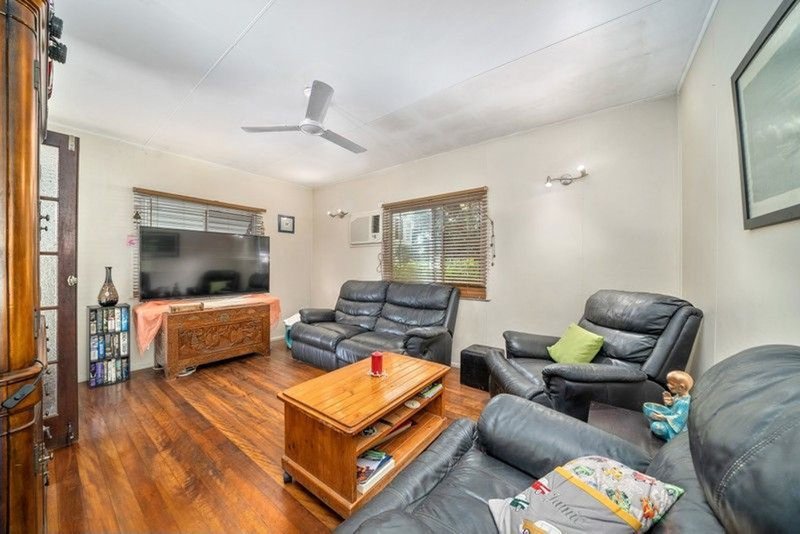 Photo - 36 Hawthorne Street, Woody Point QLD 4019 - Image 6