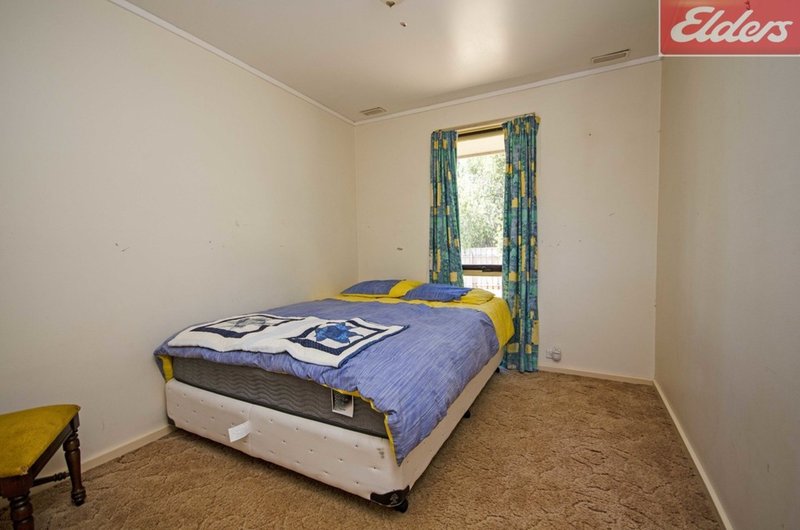 Photo - 36 Healey Close, Wodonga VIC 3690 - Image 13