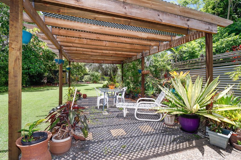 Photo - 36 Hervey Street, Scarness QLD 4655 - Image 13