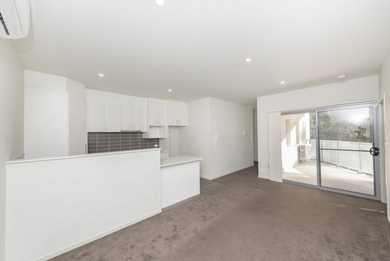 Photo - 3/6 High Street, Queanbeyan East NSW 2620 - Image 4