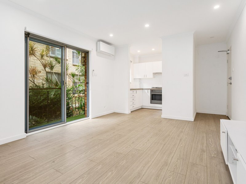 Photo - 3/6 Holborn Ave , Dee Why NSW 2099 - Image 7