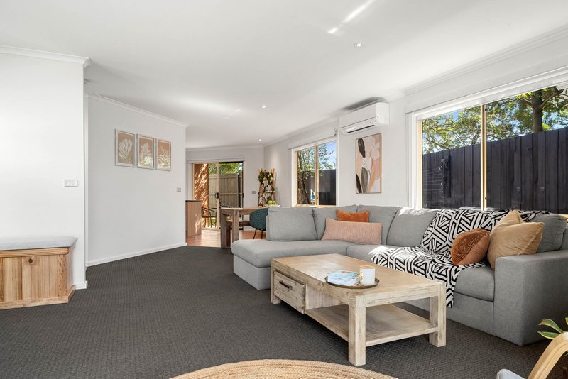 Photo - 3/6 Hollydene Court, Cowes VIC 3922 - Image 5