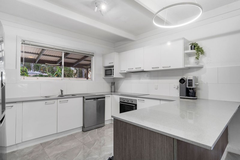Photo - 36 Iando Street, Coombabah QLD 4216 - Image 7