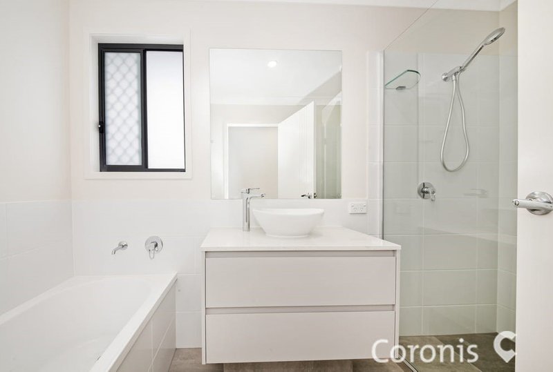Photo - 36 Ignatius Street, Augustine Heights QLD 4300 - Image 6