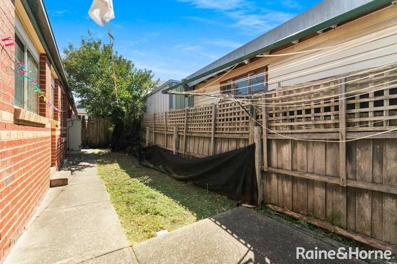 Photo - 36 Jacana Avenue, Broadmeadows VIC 3047 - Image 12