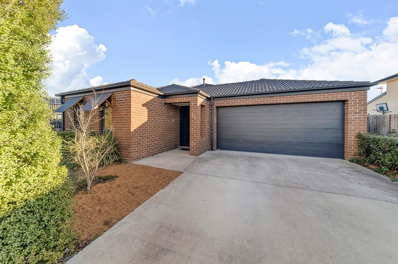 36 John James Loop, Macgregor ACT 2615